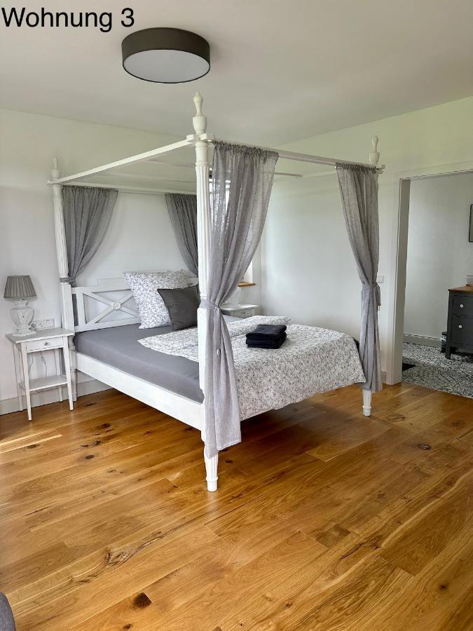 Tenner Apartment